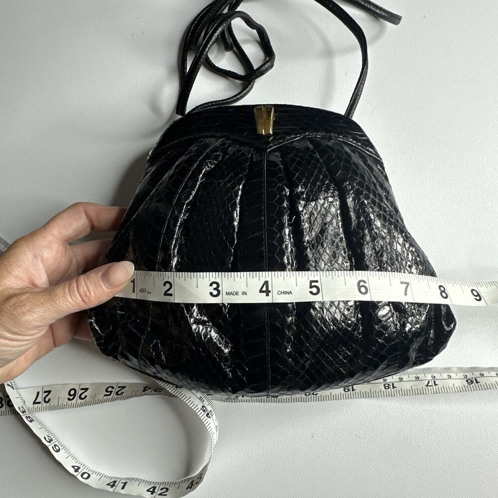 Vtg 80s 90s Lisette New York Black Faux Croc Leather Small Crossbody Purse Clasp - Picture 12 of 14